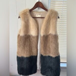 Multicolor fur vest